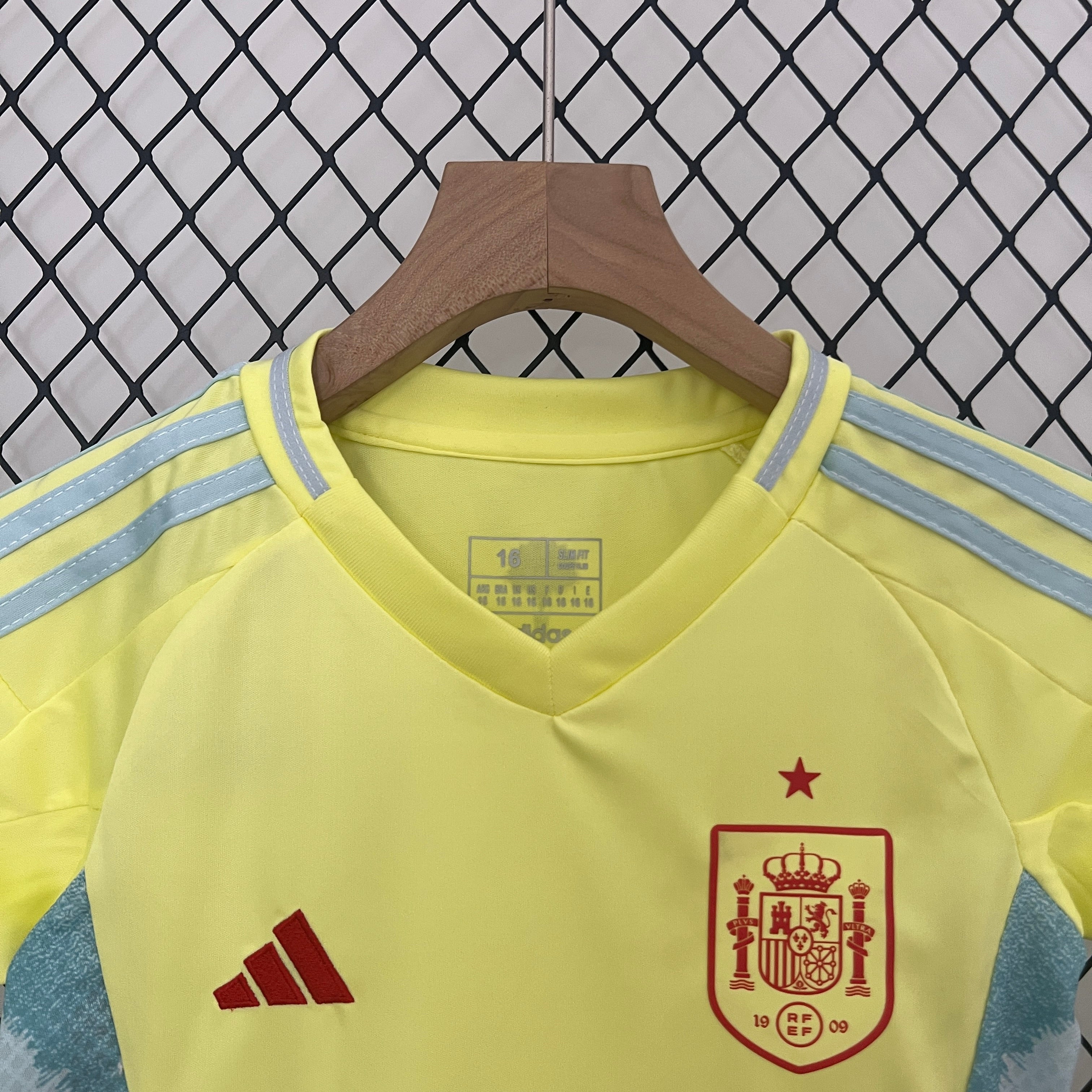 Spain 2024 away kids set