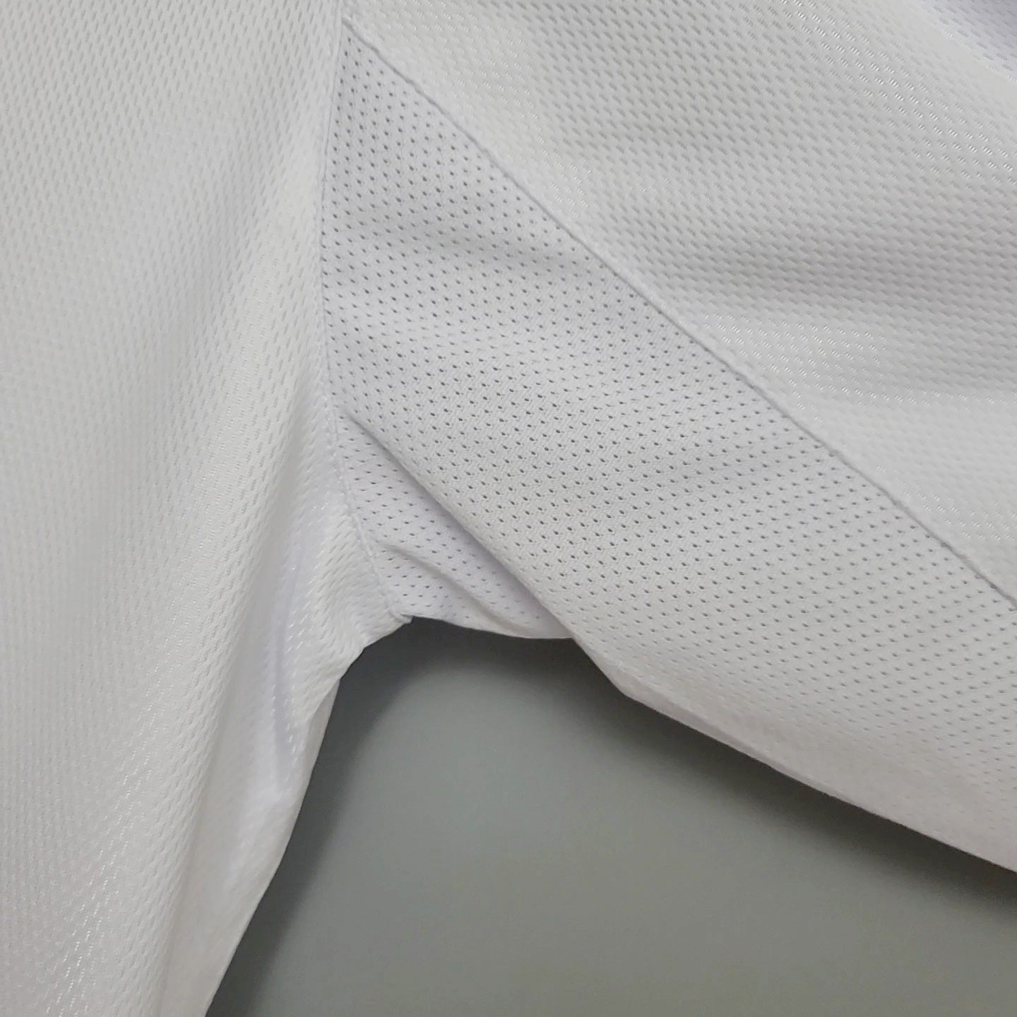 Chelsea away jersey. Season 04/05