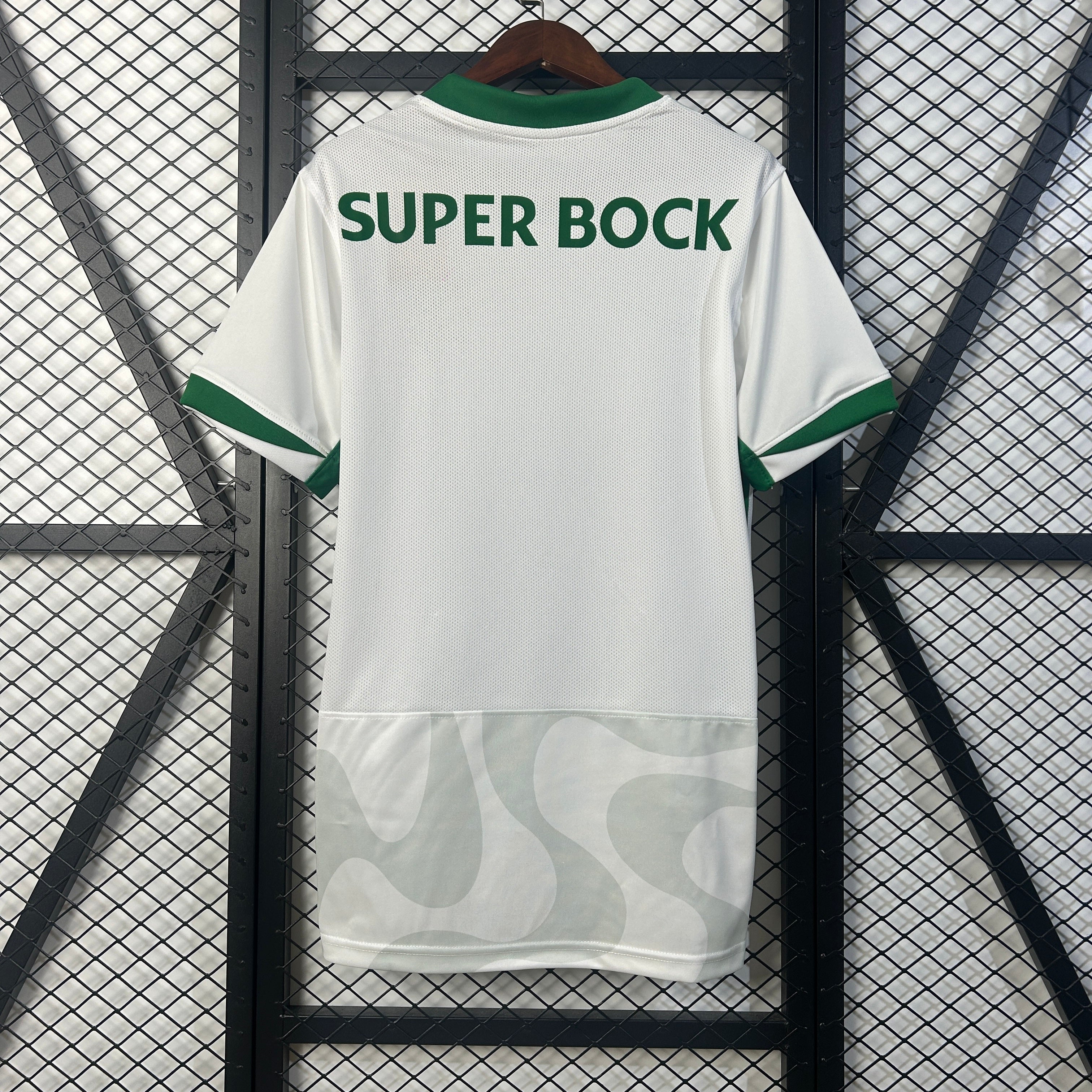 Sporting Lisbon away jersey. Season 25/26