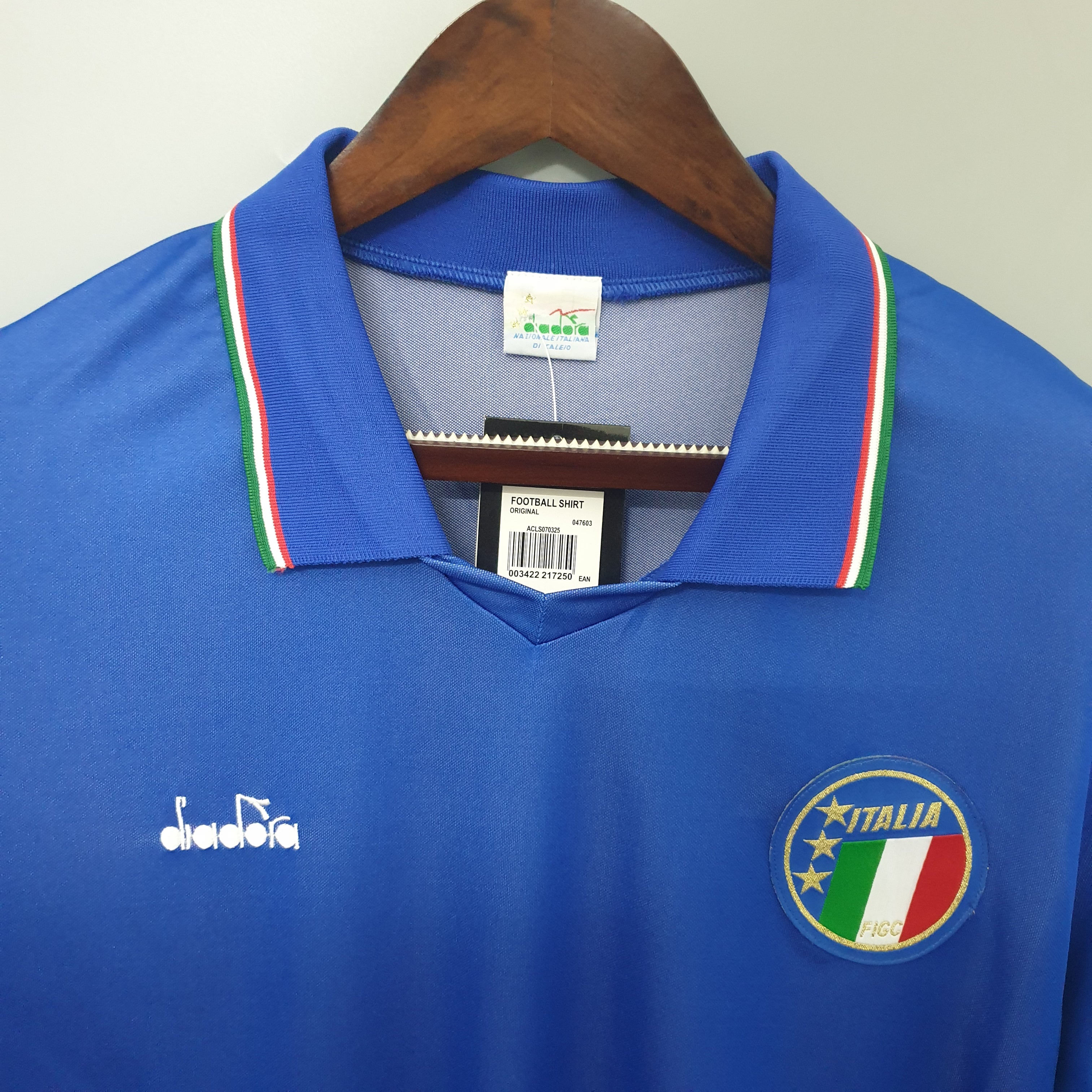 Italy home jersey. Season 90/91