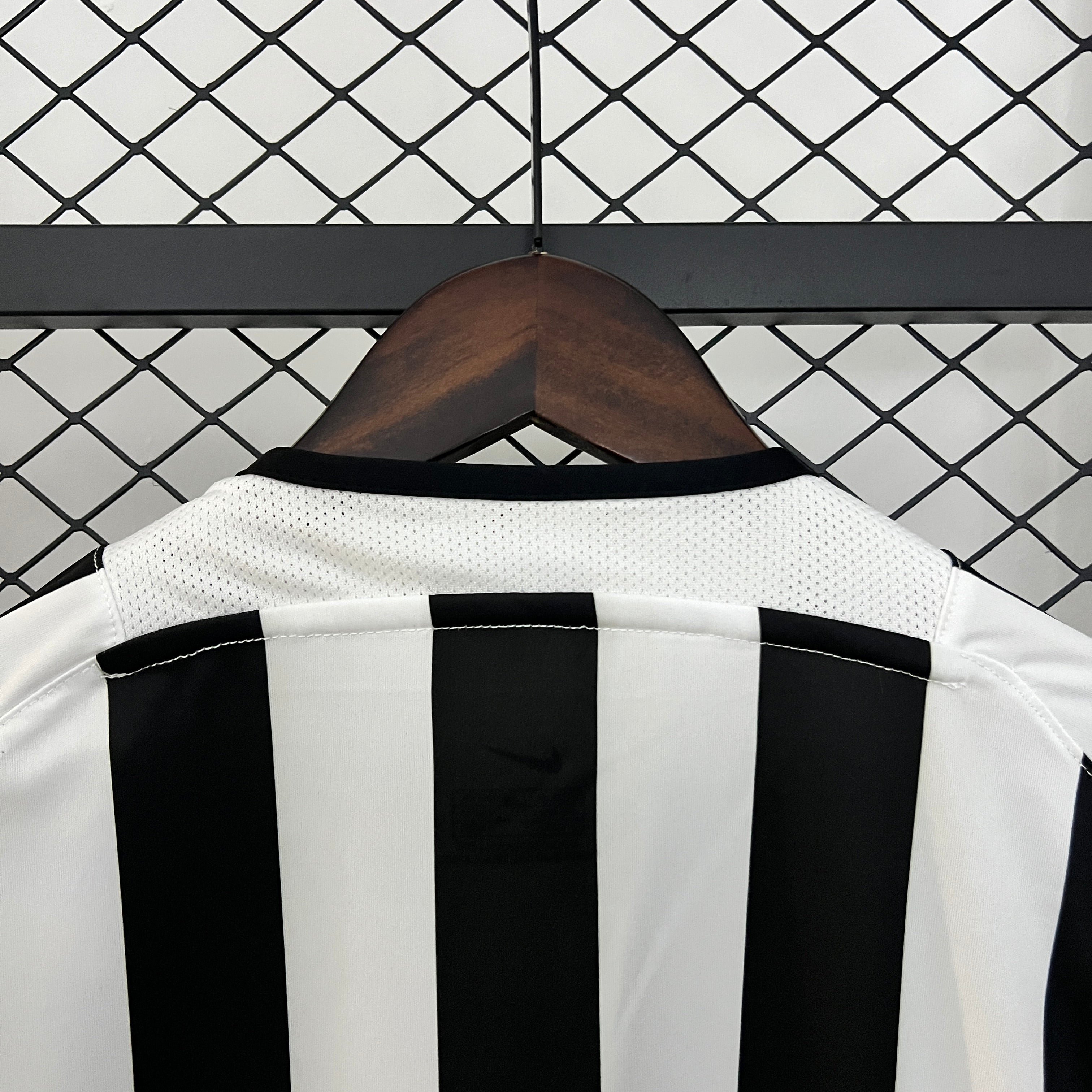 Juventus home jersey. Season 03/04