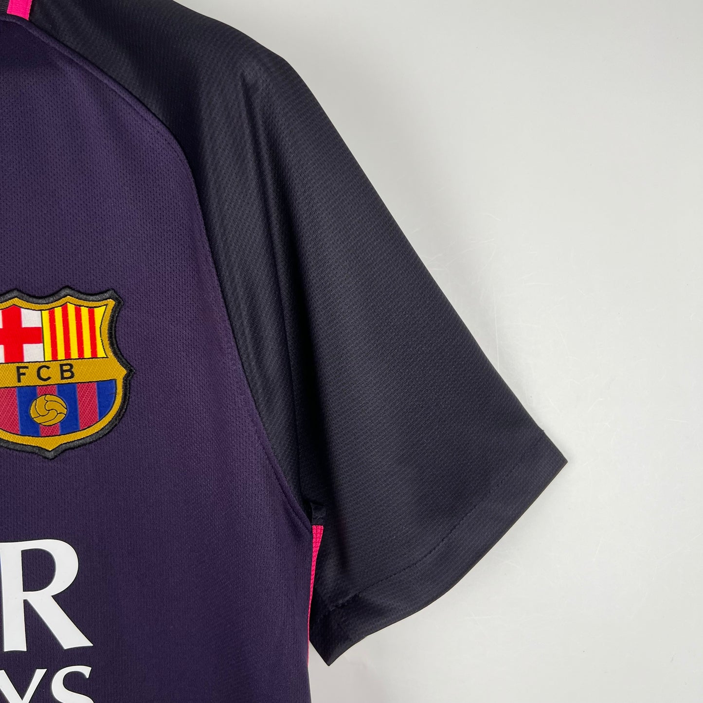 Barcelona away jersey. Season 16/17