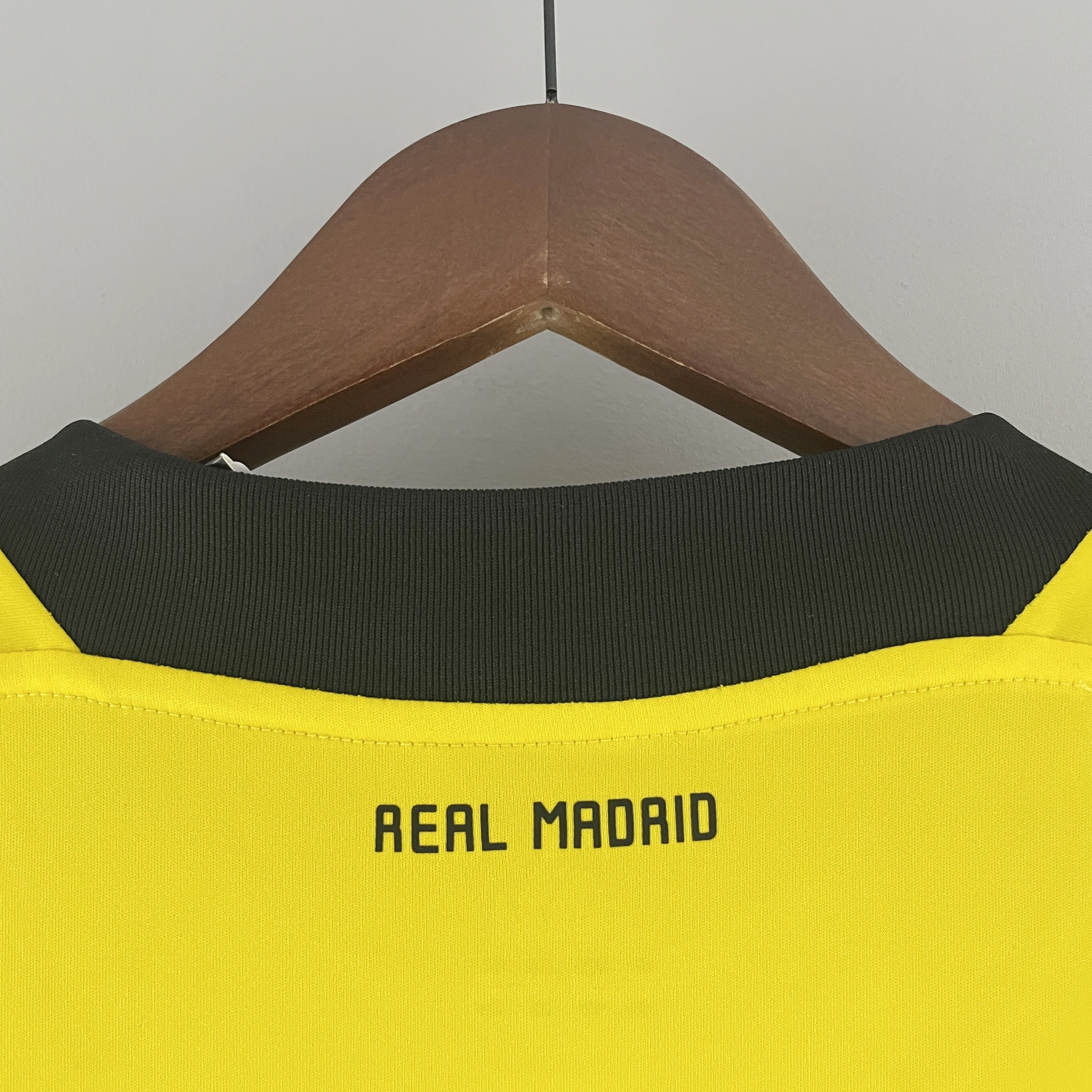 Real Madrid goalkeeper jersey. Season 11/12