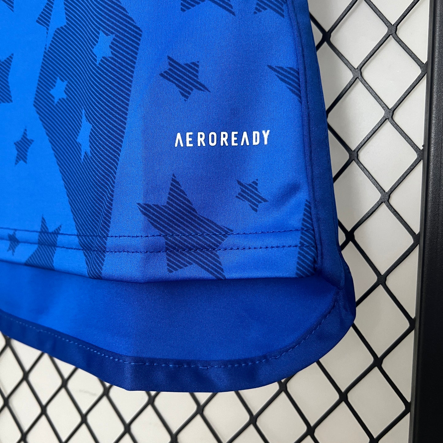 Cruzeiro home jersey for women. Season 24/25