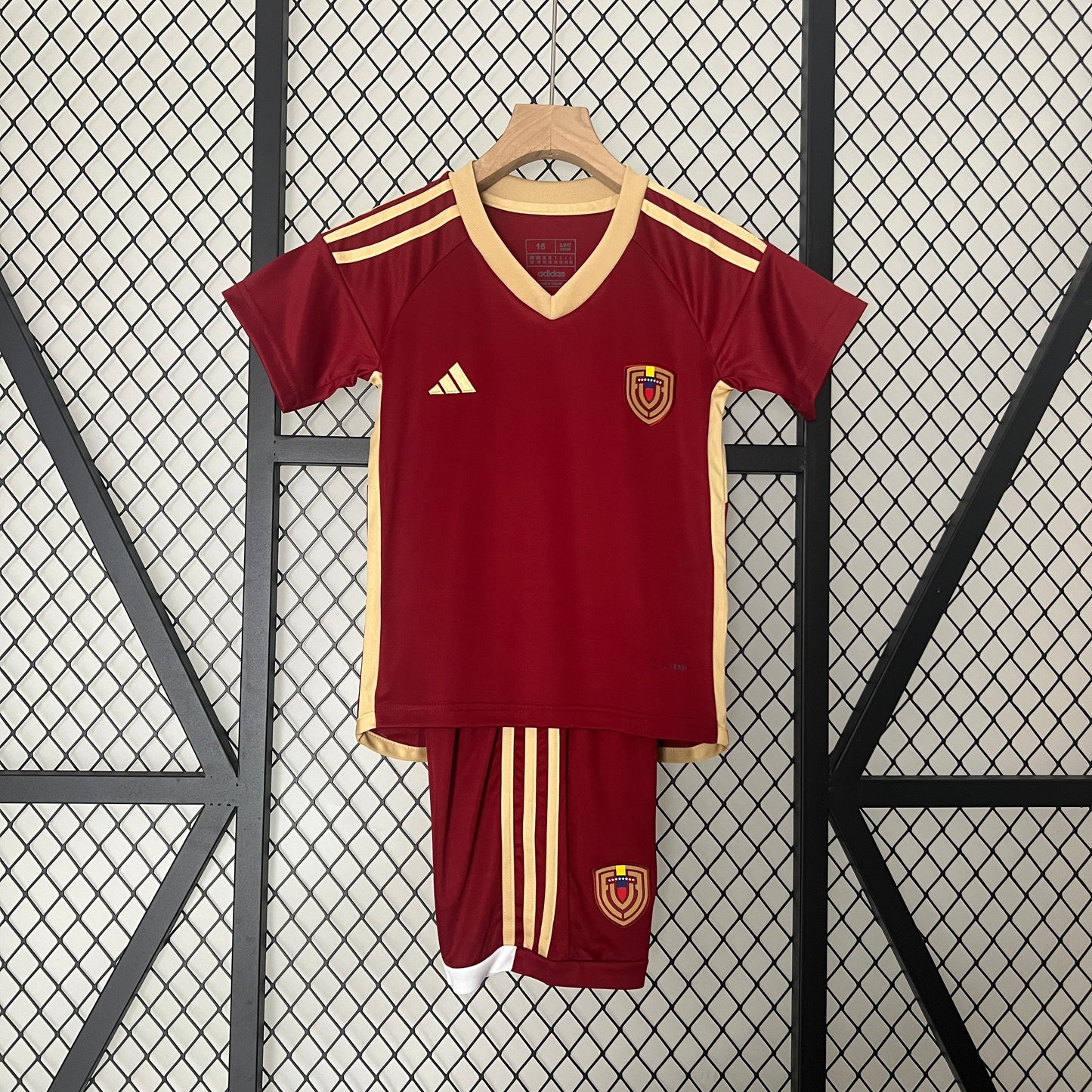Venezuela 2024 home kids set.