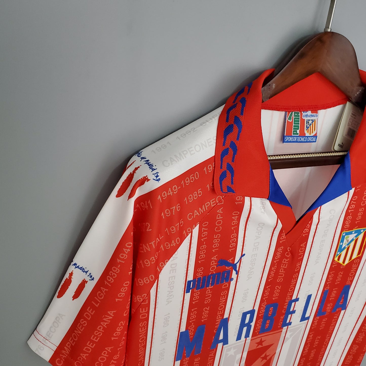 Atletico Madrid home jersey. Season 95/96