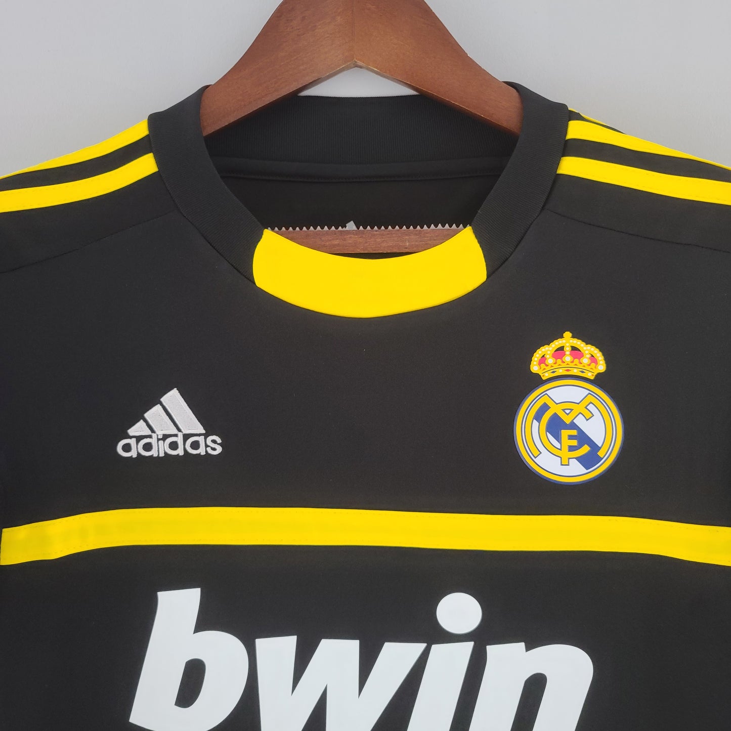 Real Madrid goalkeeper jersey. Season 11/12