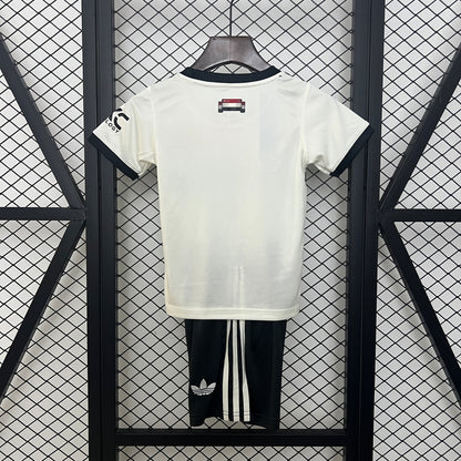 Manchester United third kids set. Season 24/25