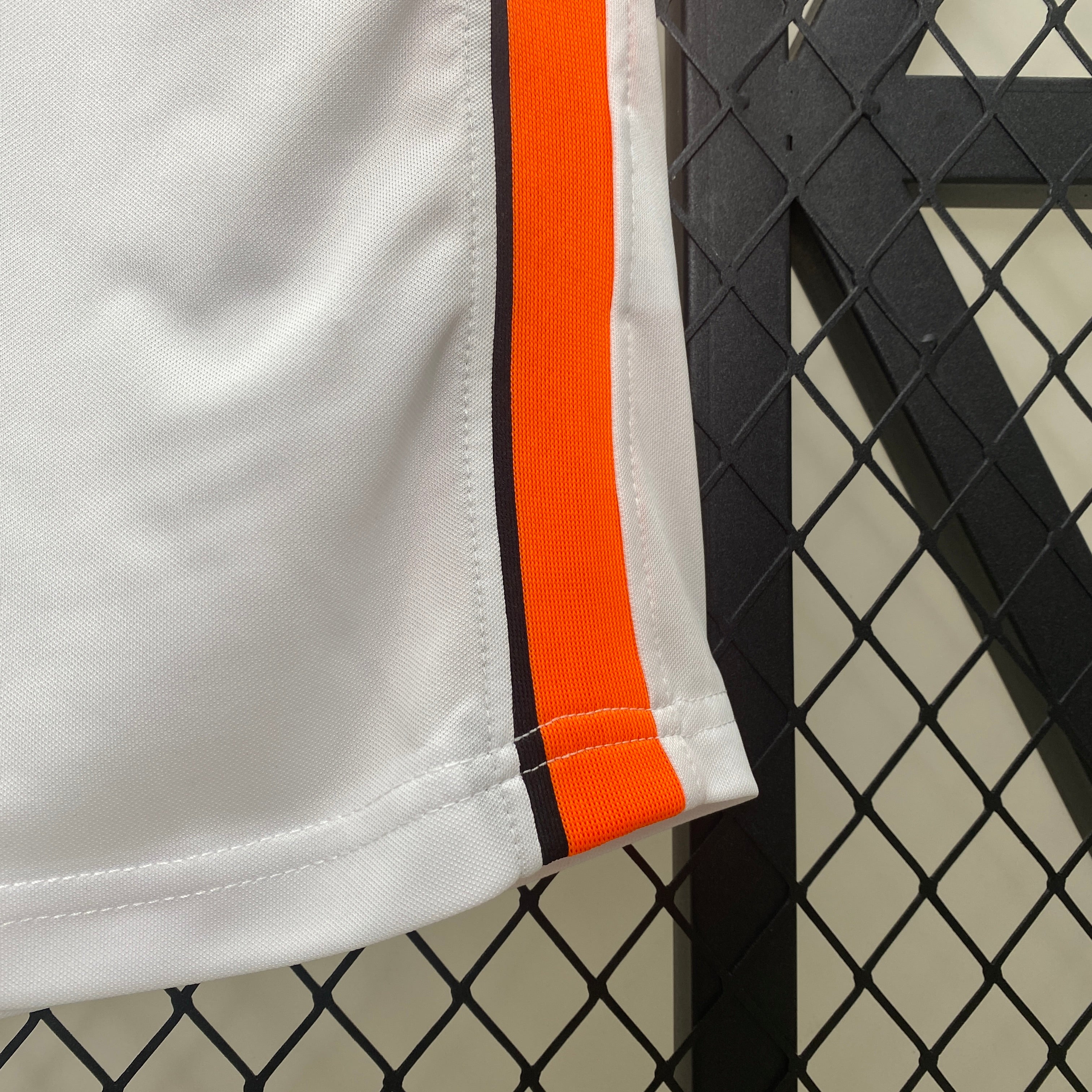 Valencia home jersey. Season 06/07