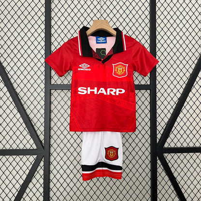 Manchester United home kids set. Season 94/95
