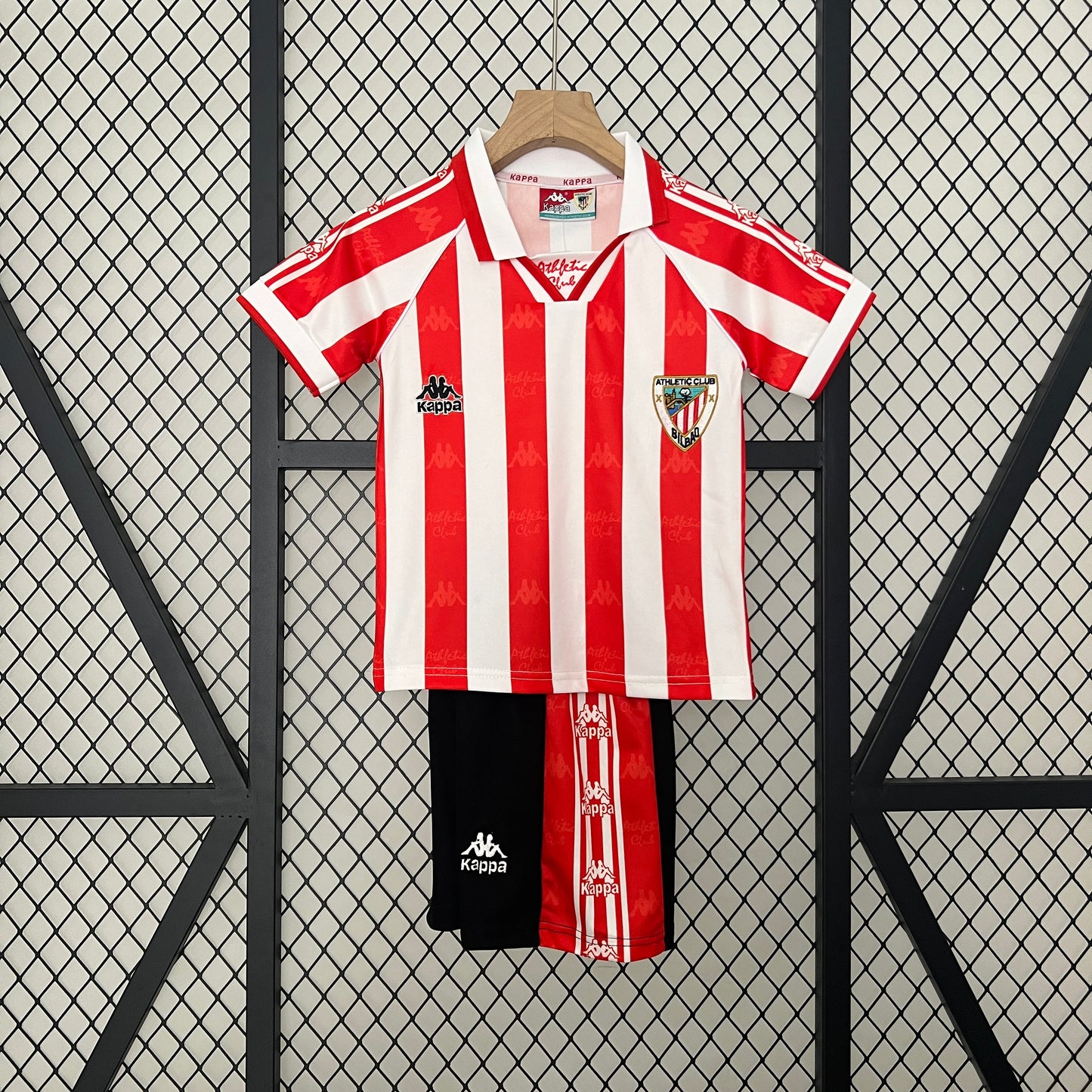 Athletic Bilbao home kids set. Season 95/97