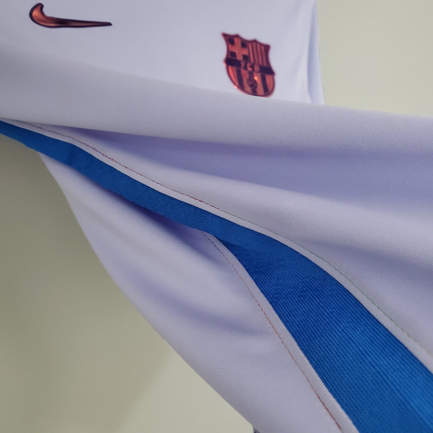 Barcelona away jersey. Season 21/22