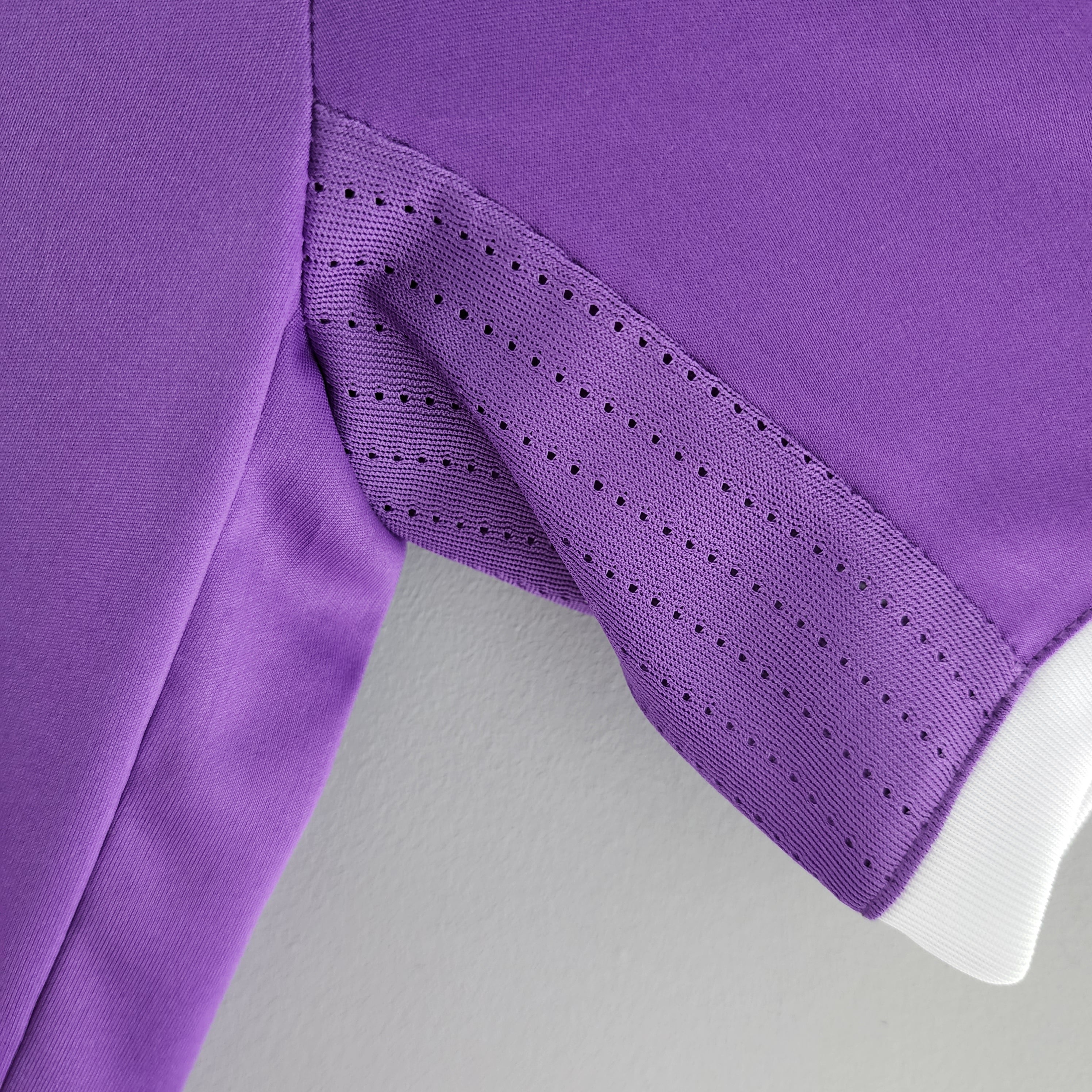 Real Madrid away jersey. Season 16/17