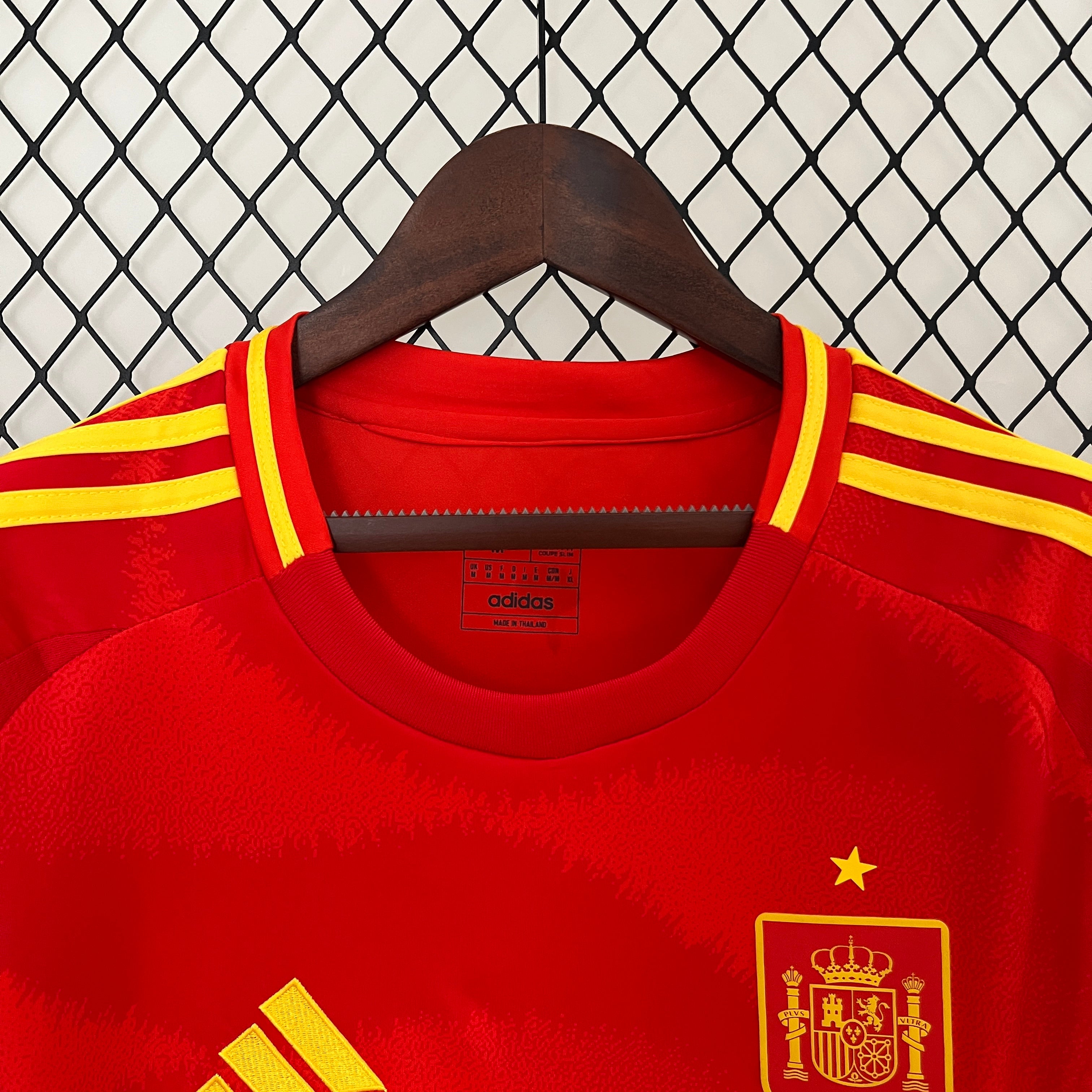 Spain home jersey for women. Season 23/24