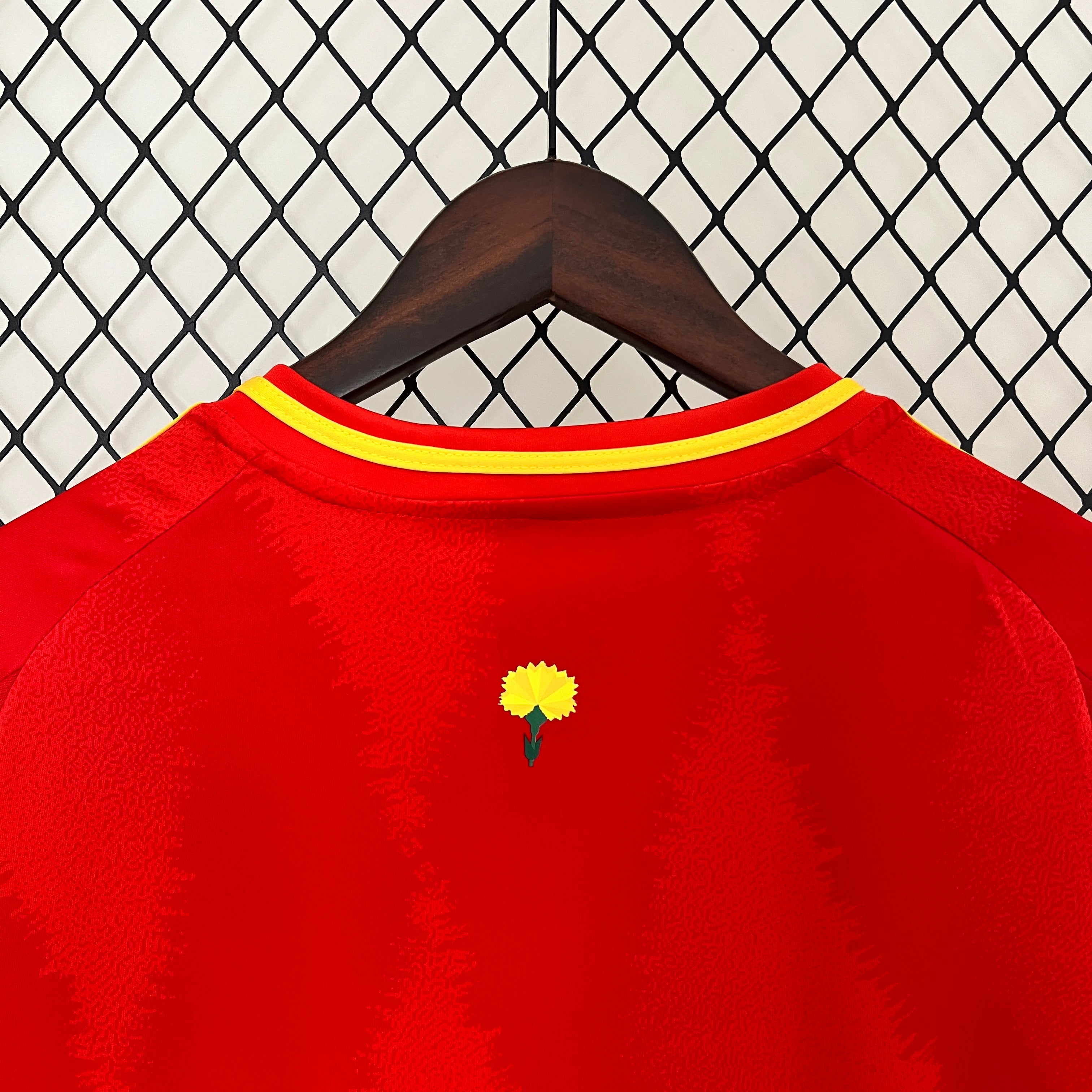 Spain home jersey for women. Season 23/24