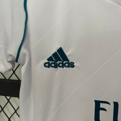 Real Madrid home kids set. Season 17/18