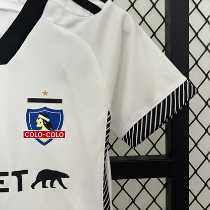 Colo Colo home kids set. Season 24/25