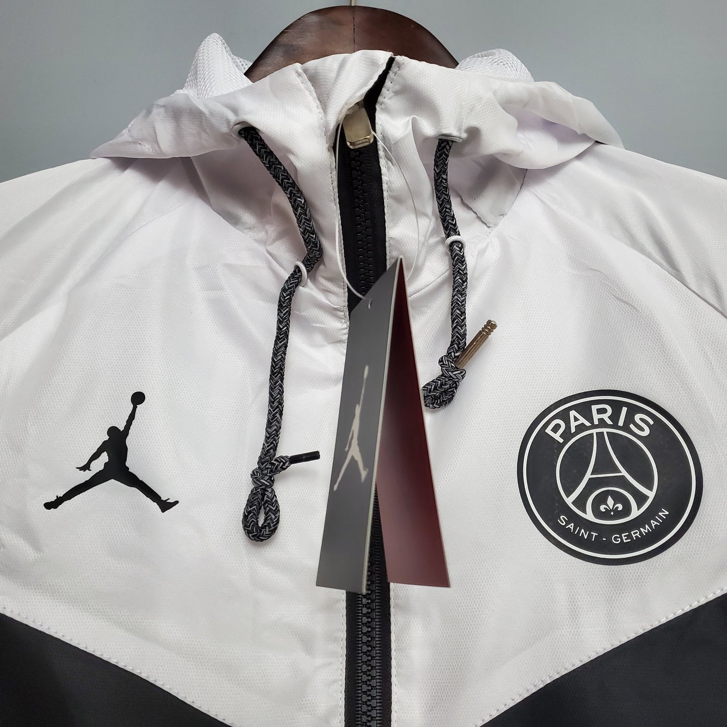 PSG x Jordan Windbreaker