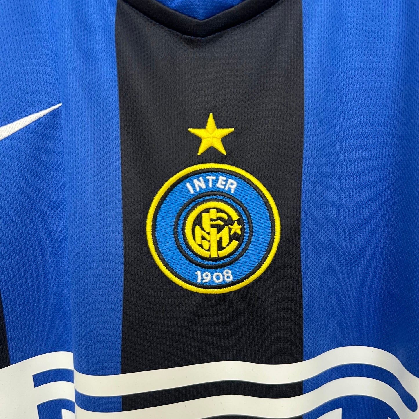 Inter Milan home jersey. Season 04/05