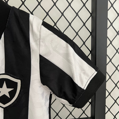 Botafogo home kids set. Season 23/24