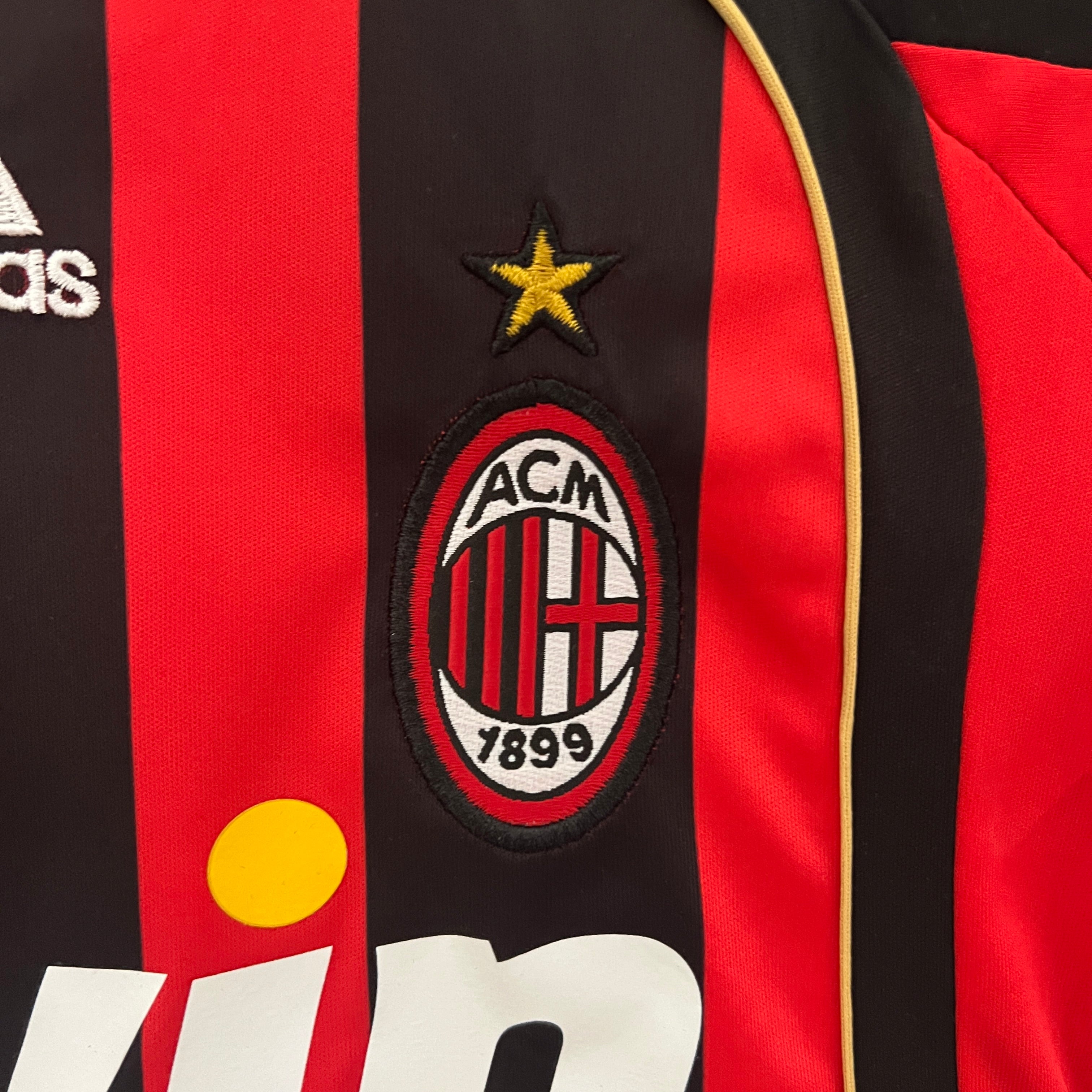 AC Milan home kids set. Season 06/07