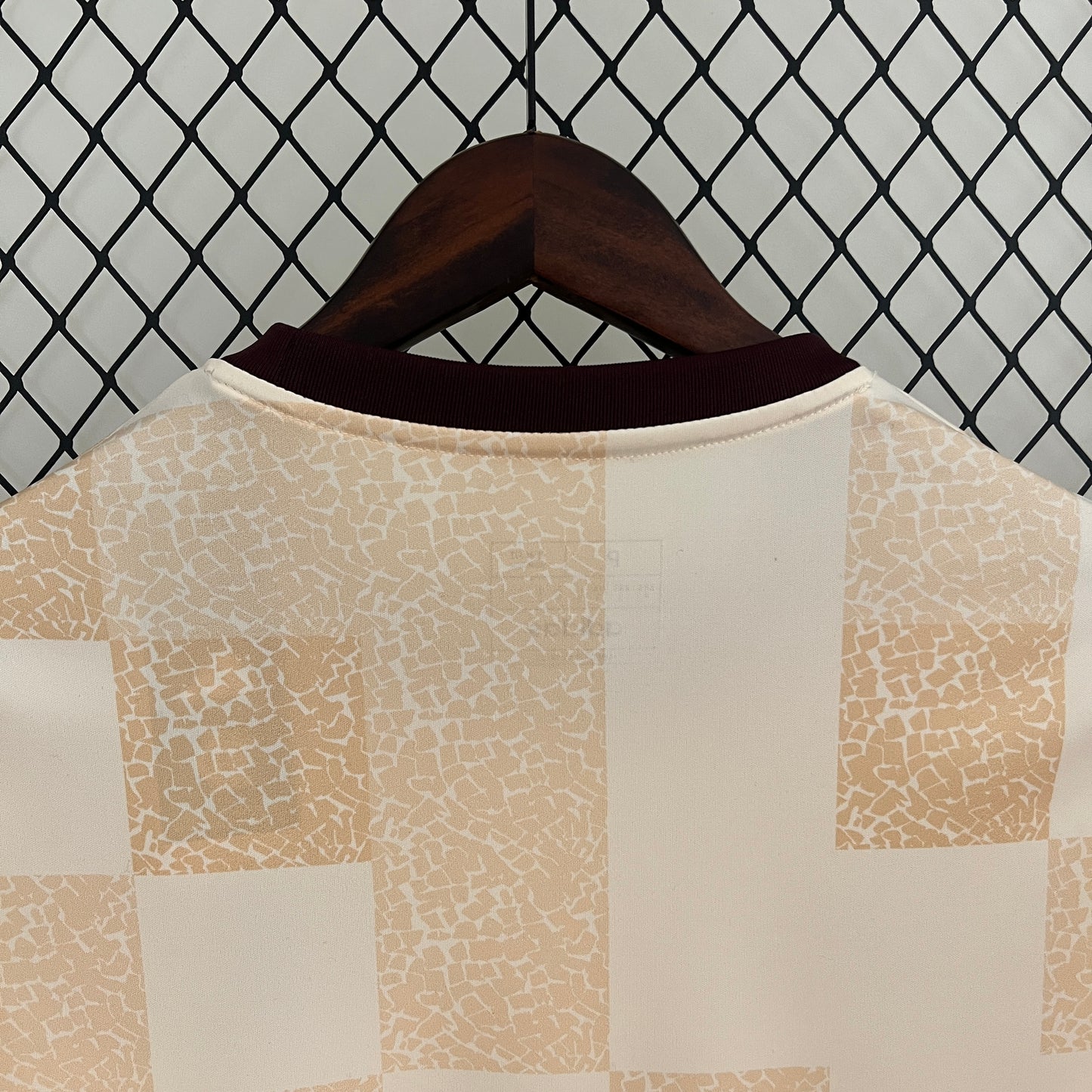 Flamengo Special Edition jersey for woman. Season 24/25