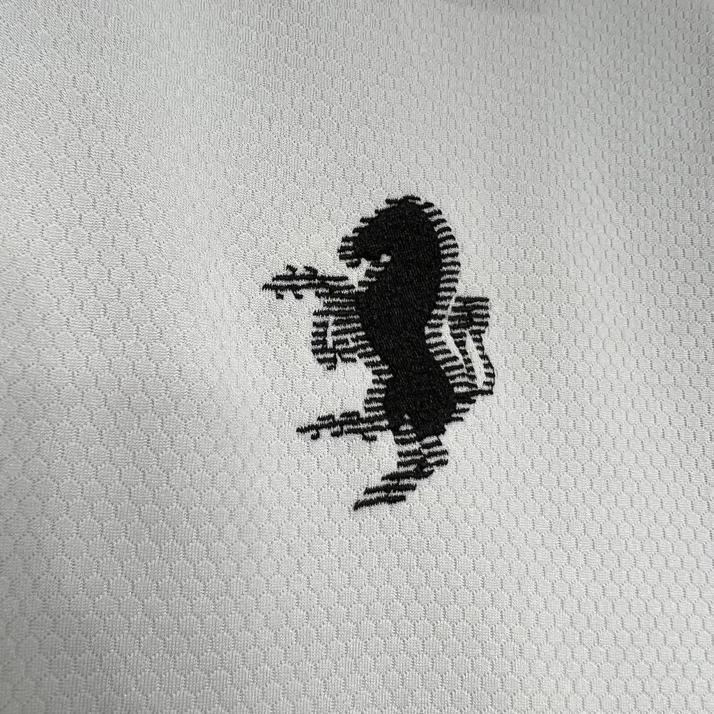 Juventus pre-match jersey. Season 24/25