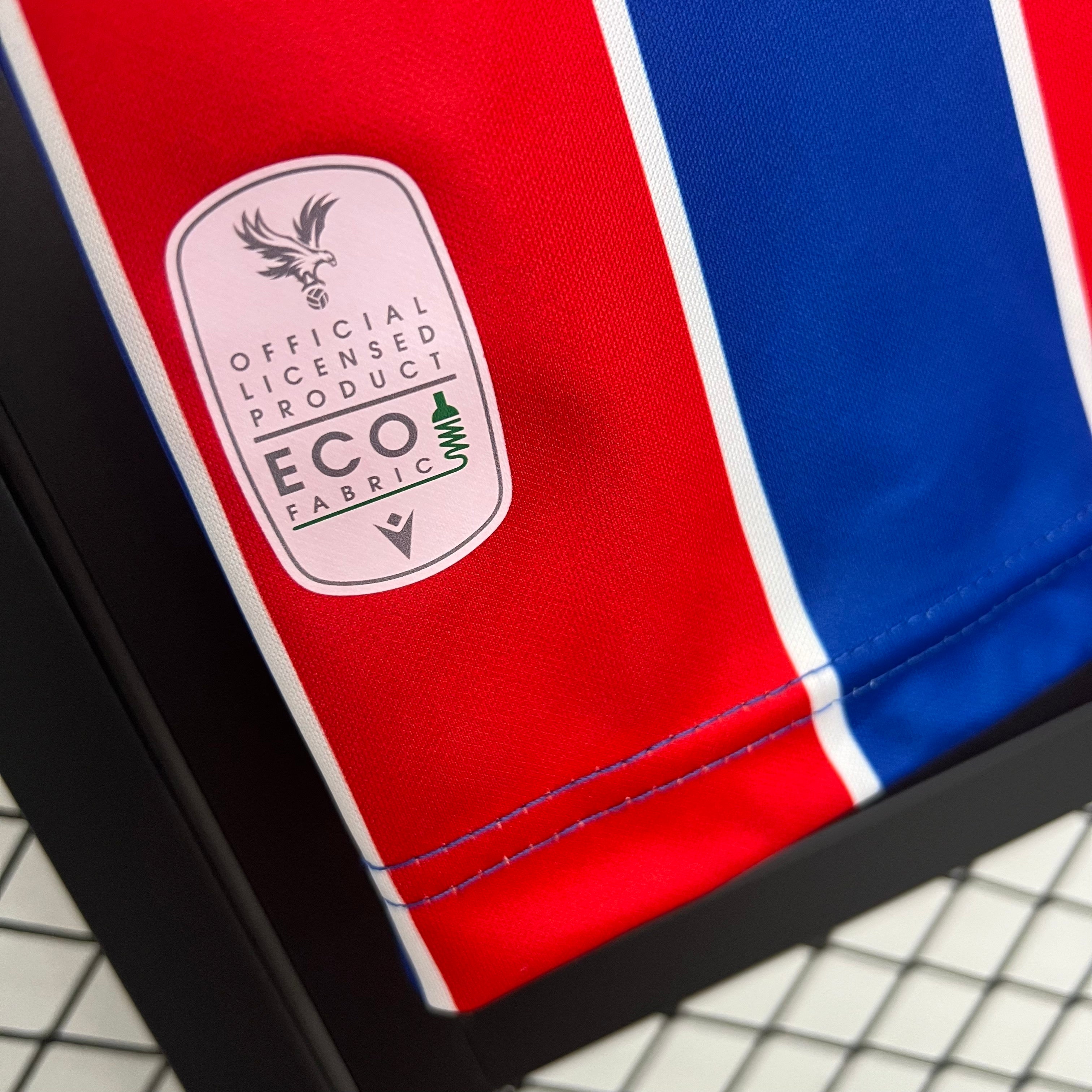 Crystal Palace home jersey. Season 25/26