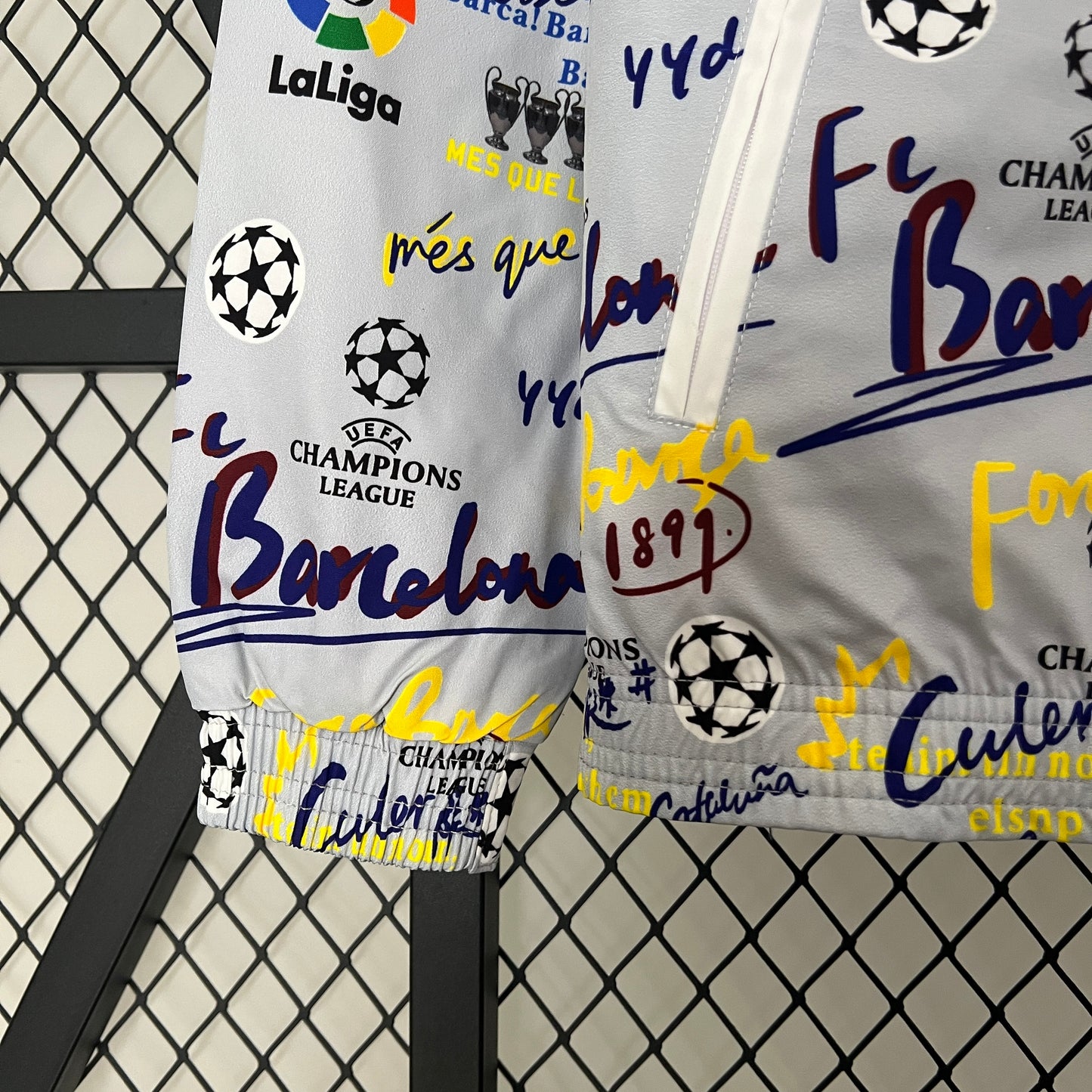 Barcelona double-sided Windbreaker