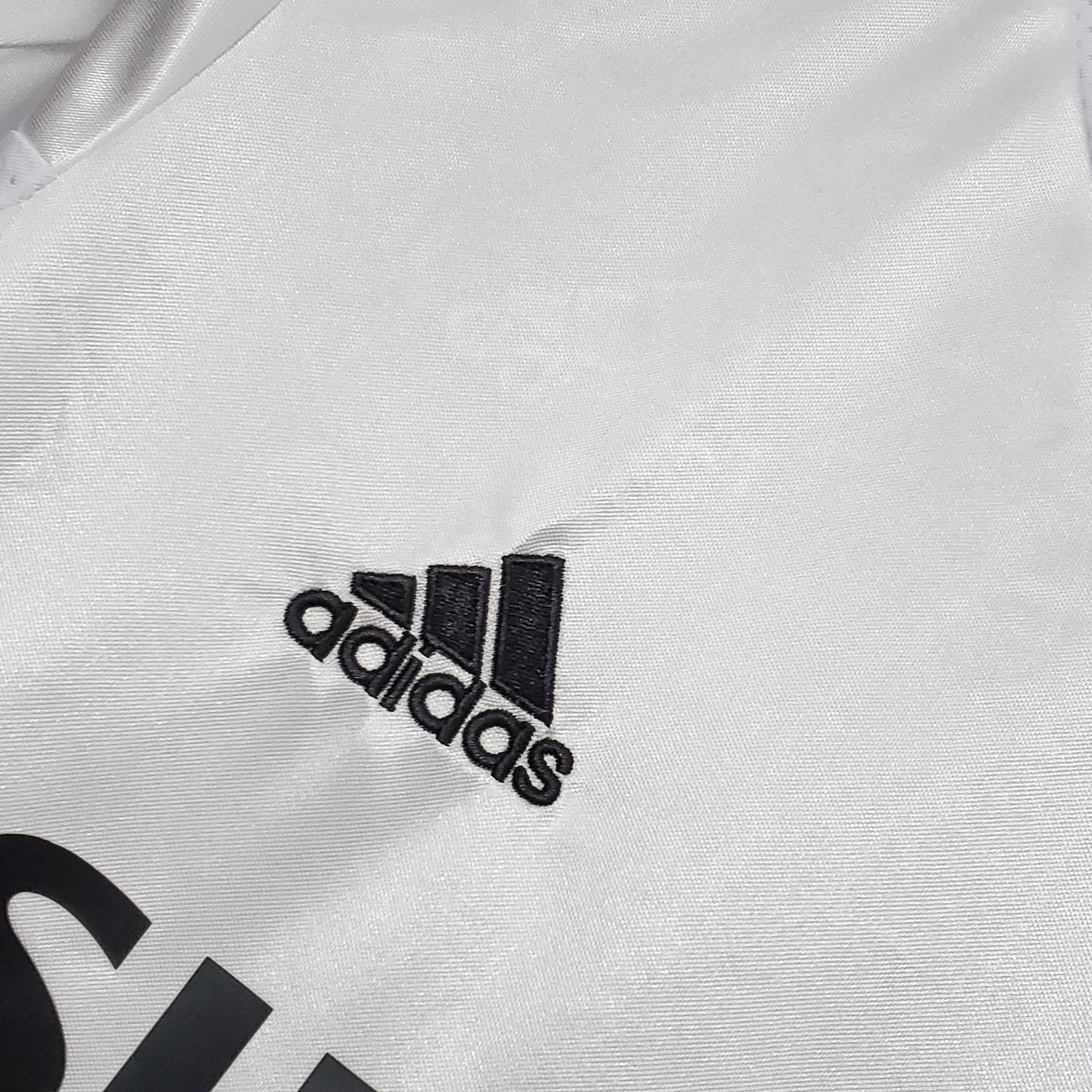 Real Madrid home jersey. Season 04/05