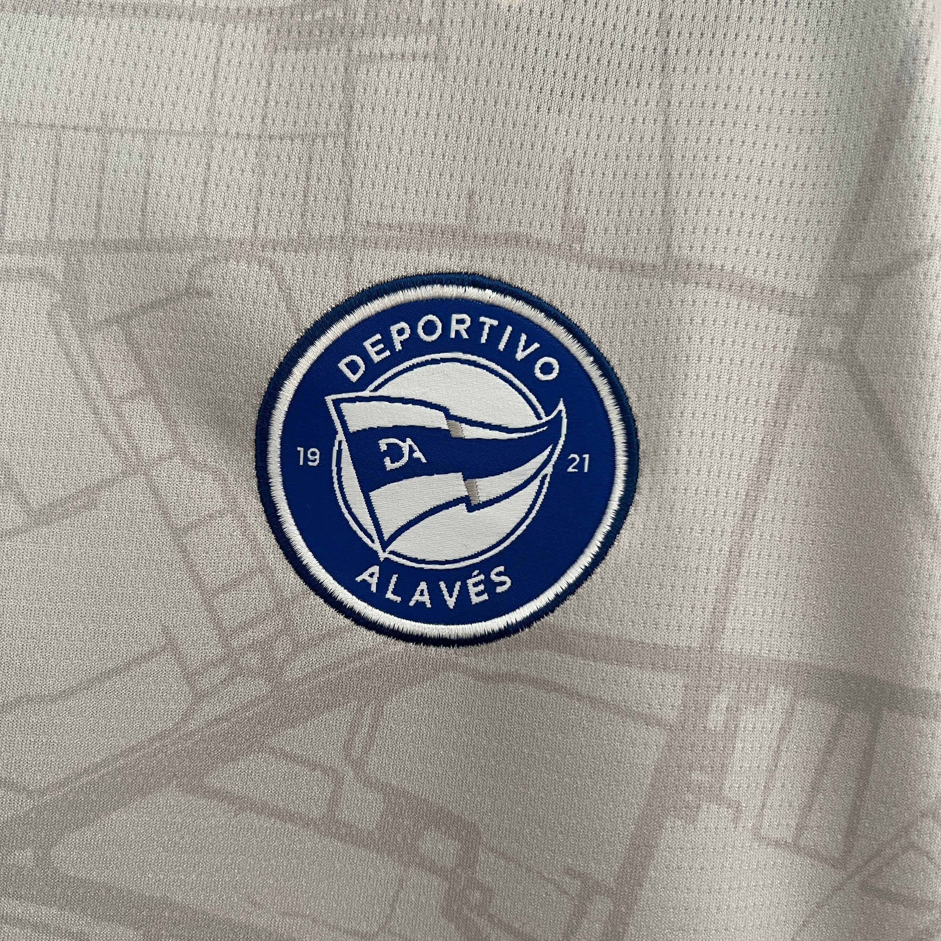 Alaves away jersey. Season 24/25