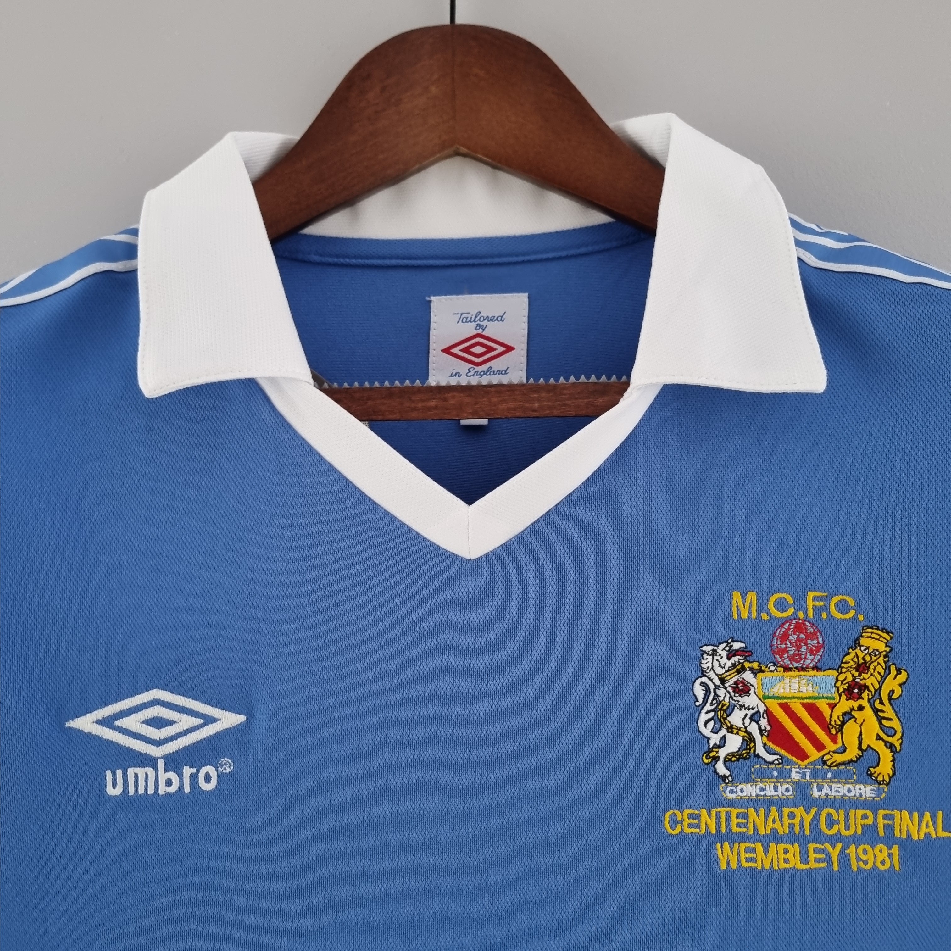 Manchester City home jersey. Season 81/82
