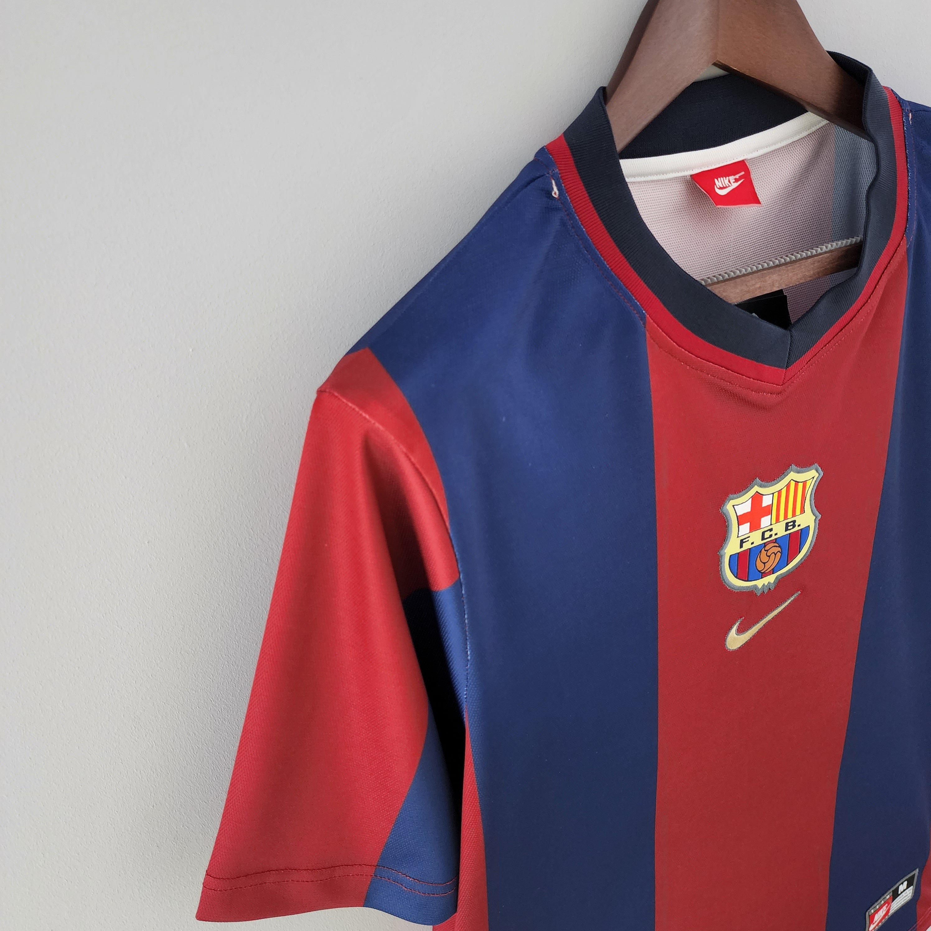 Barcelona home jersey. Season 98/99