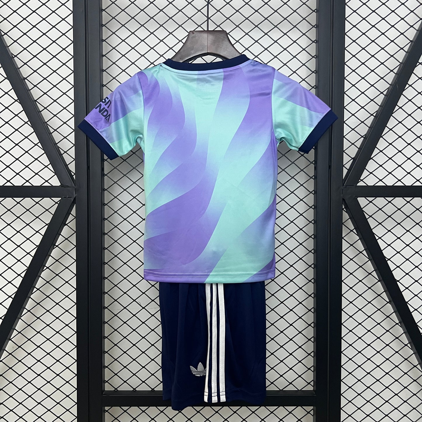 Arsenal third kids set. Season 24/25