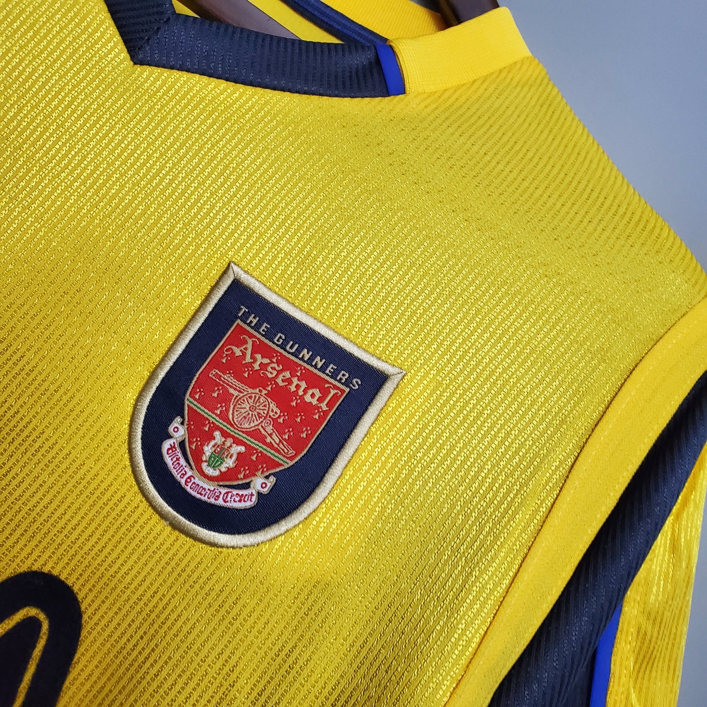 Arsenal away jersey. Season 99/00