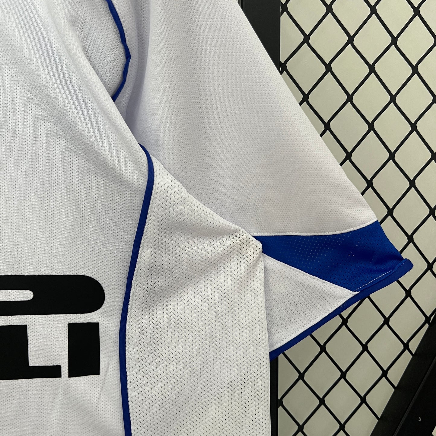 Inter away jersey. Season 04/05