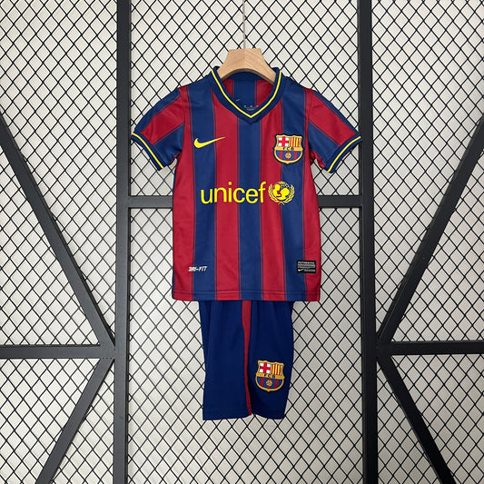 Barcelona home kids set. Season 09/10