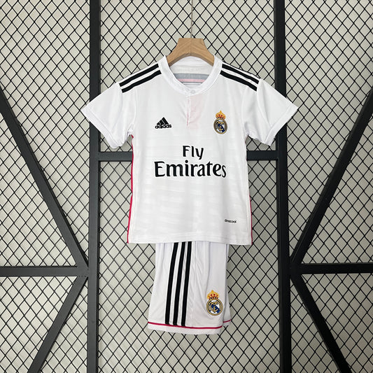 Real Madrid home kids set. Season 14/15
