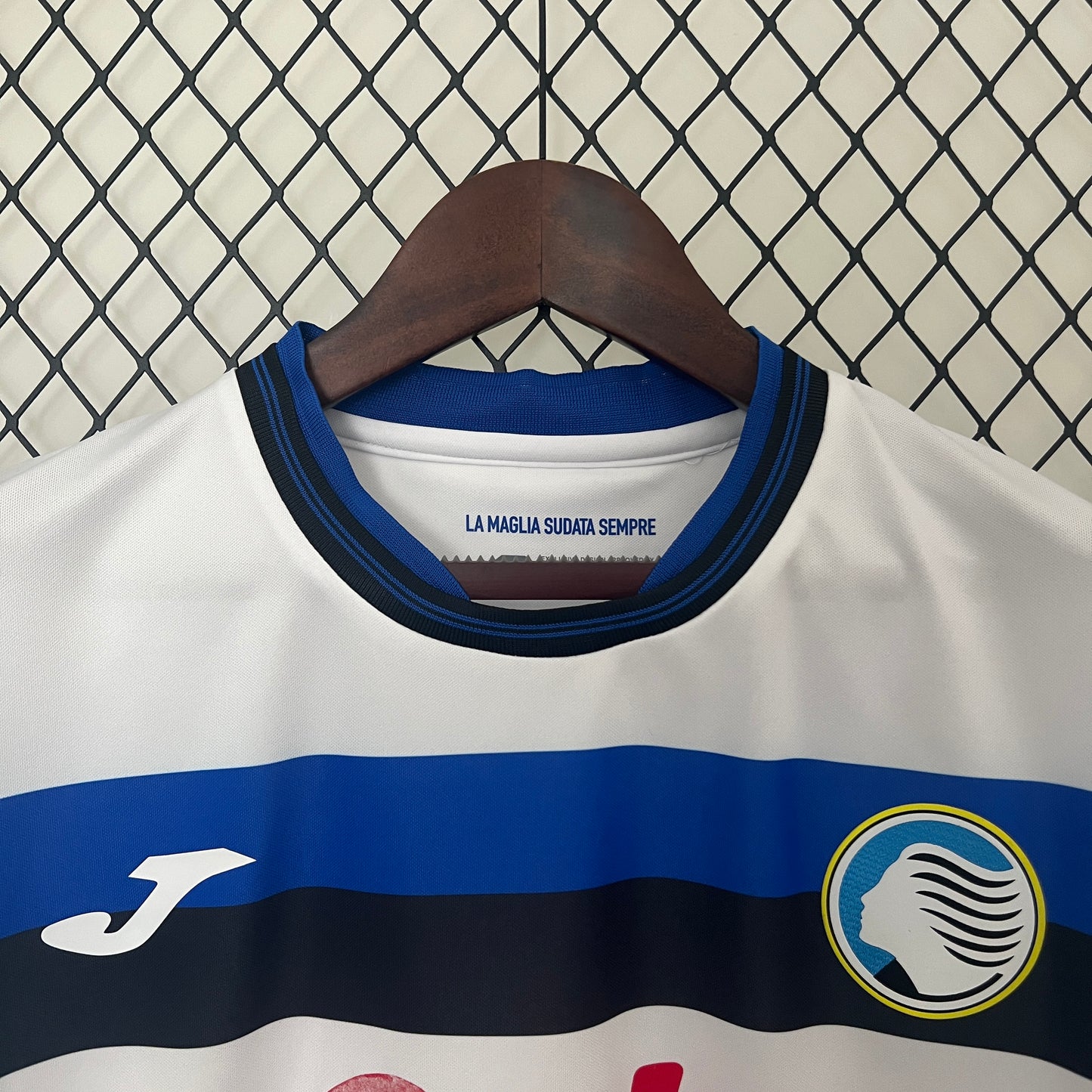 Atalanta away jersey. Season 24/25