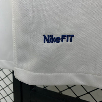 Manchester United longsleeve 2009 Champions League final away jersey.