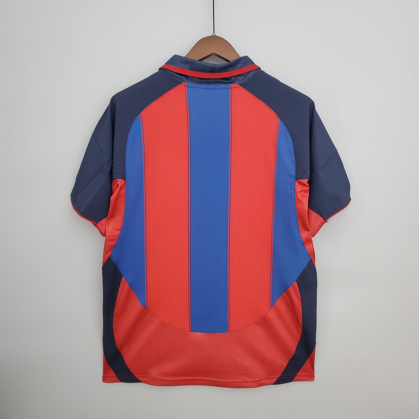 Barcelona home jersey. Season 03/04