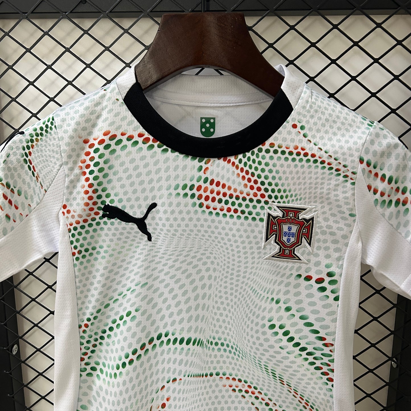 Portugal 2025 away kids set