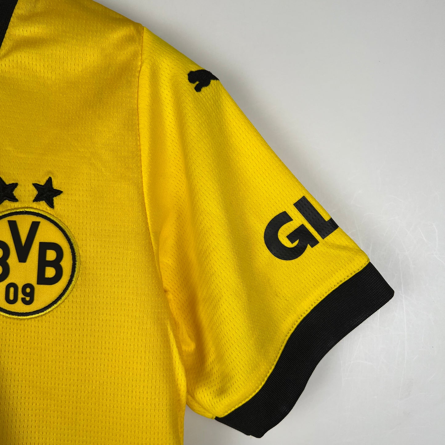 Borussia Dortmund home kids set. Season 23/34