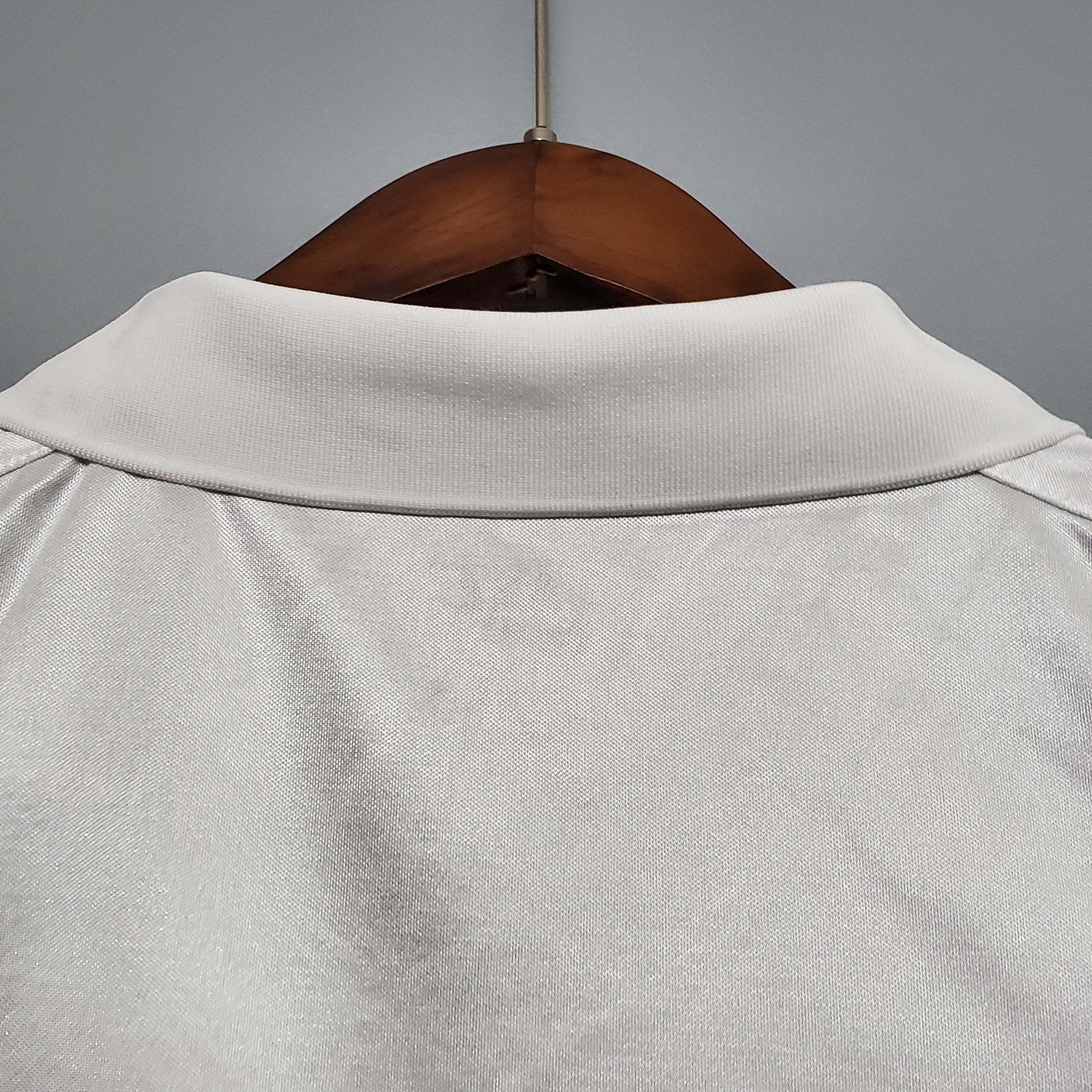 Valencia home jersey. Season 01/02