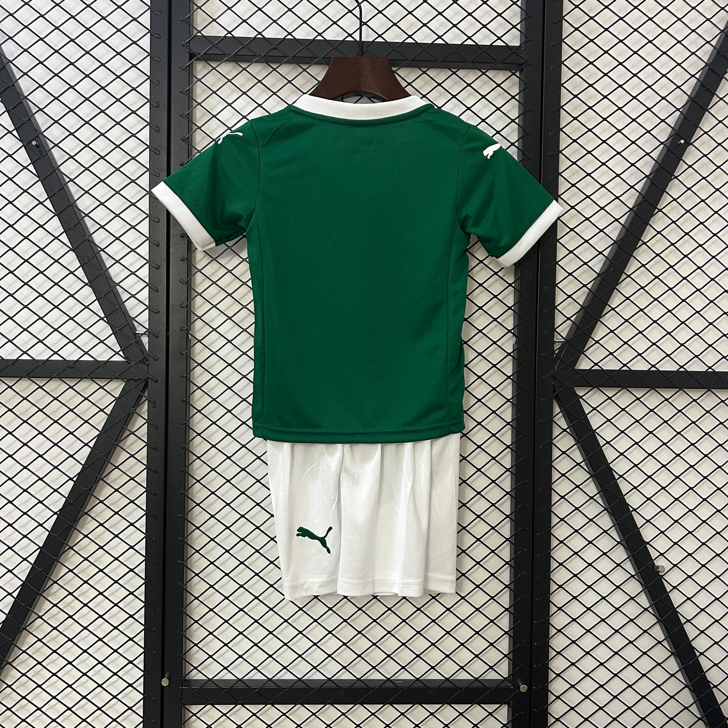 Palmeiras home kids set. Season 24/25