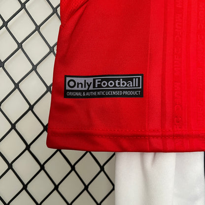 Manchester United UCL 1999 Final kids set. Season 98/99