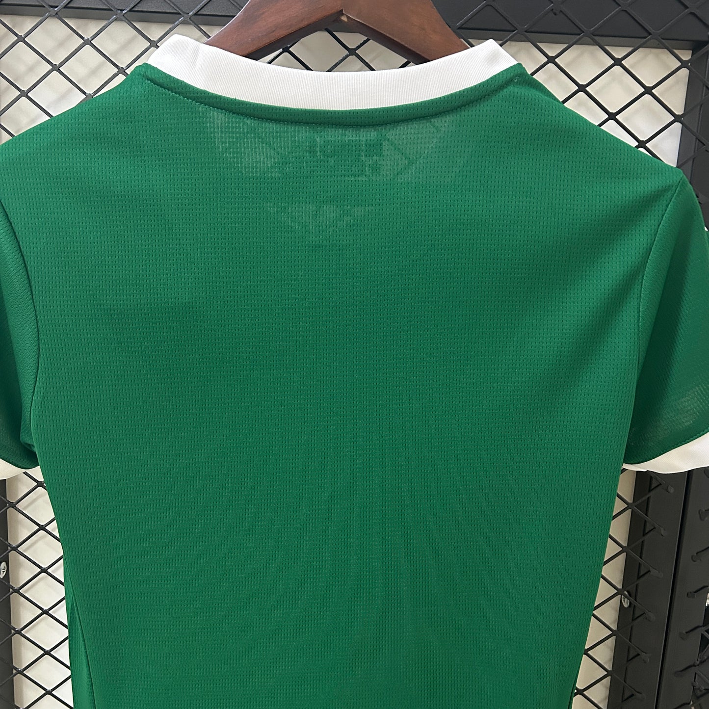 Palmeiras home jersey for women. Season 24/25