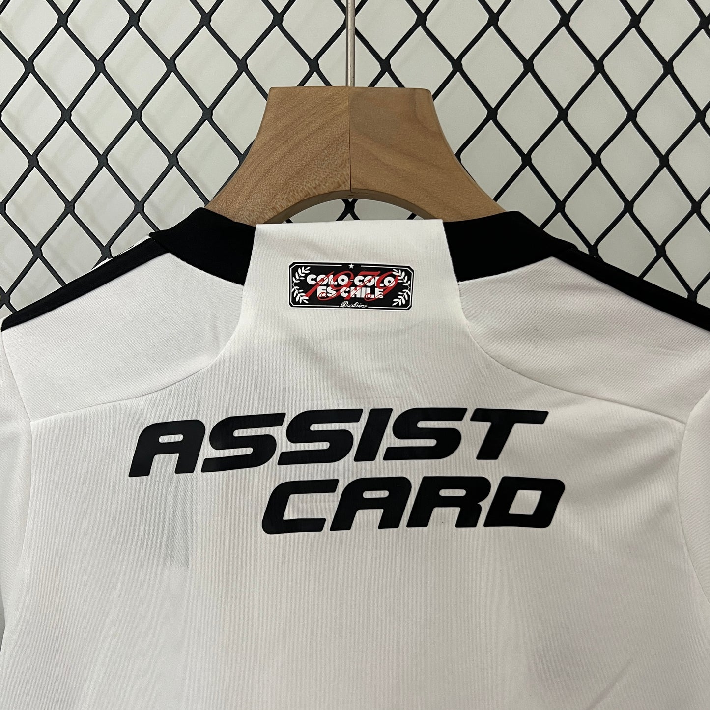 Colo Colo home kids set. Season 24/25