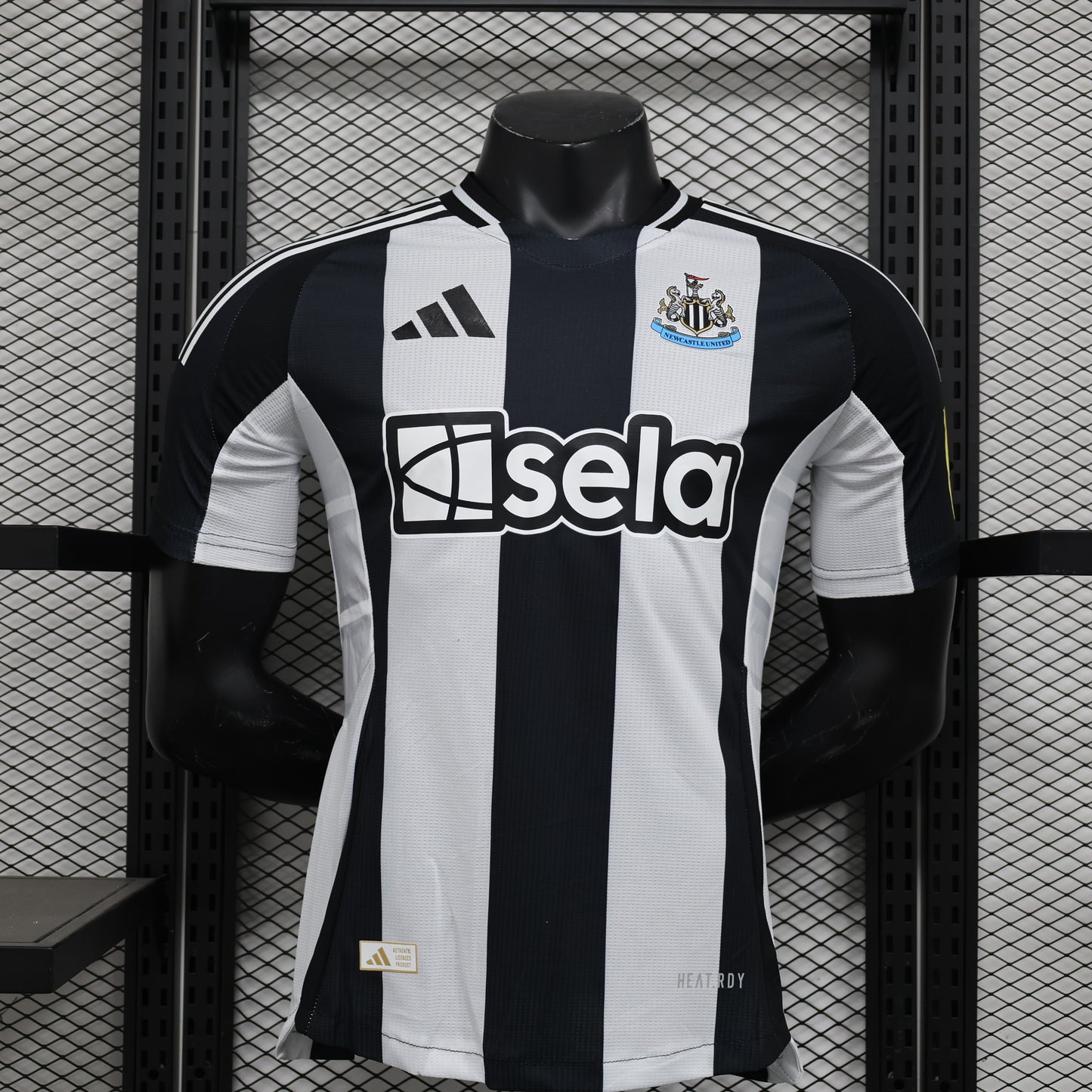 Newcastle United home jersey. Season 24/25 (Player Version)