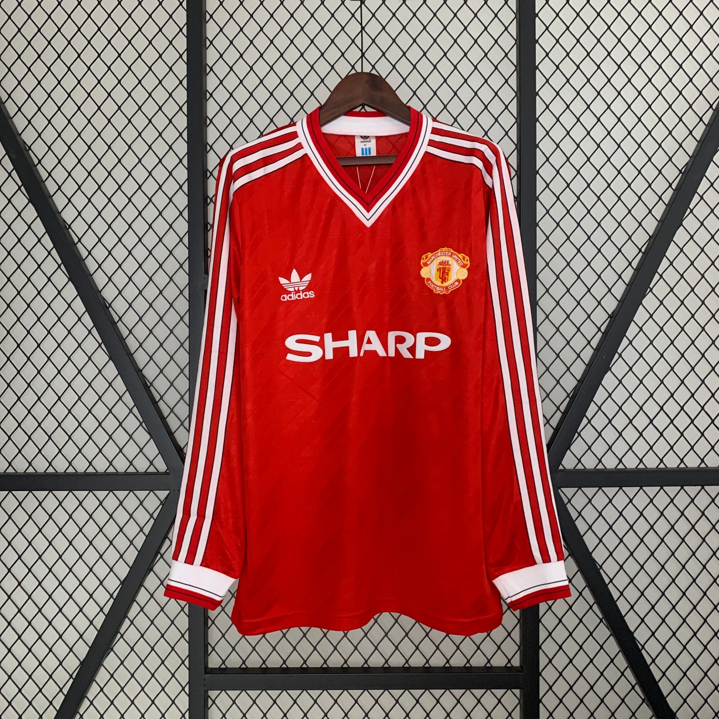 Manchester United longsleeve home jersey. Season 86/87